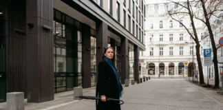 Look bureau femme hiver chic : six tenues à recomposer avec un petit vestiaire